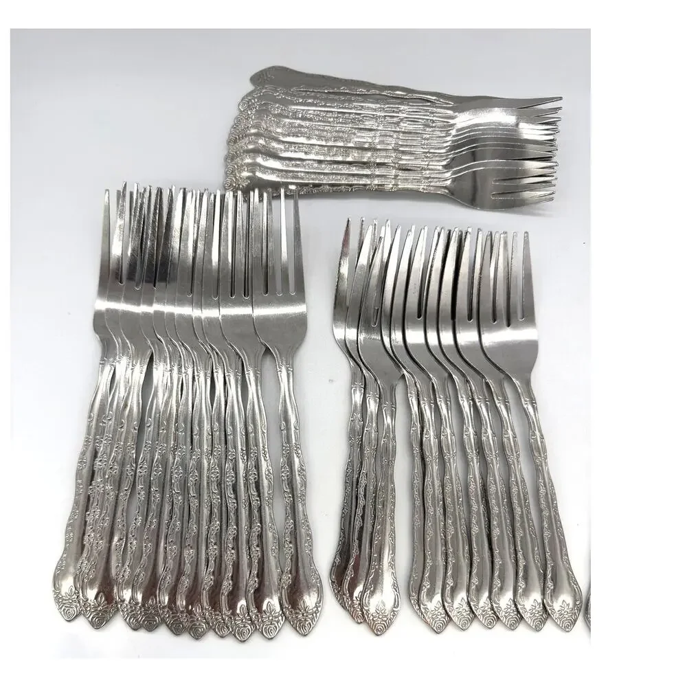 Stainless Steel Flatware 84 Pieces All Same Pattern *See Desc for Pieces